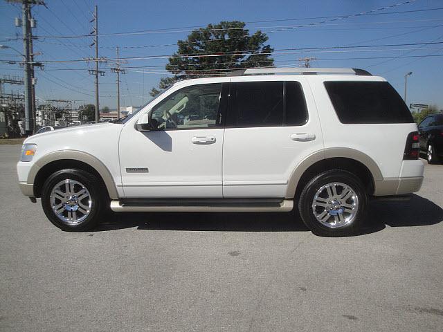 Ford Explorer 2006 photo 1