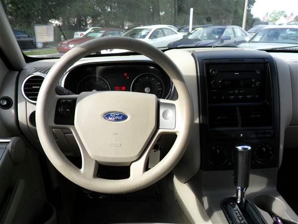 Ford Explorer 2006 photo 1
