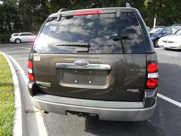 Ford Explorer 2006 photo 2