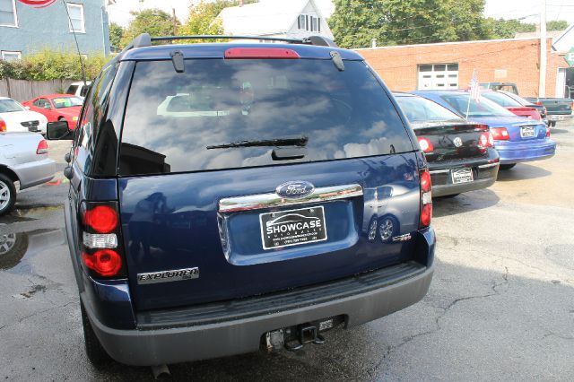 Ford Explorer 2006 photo 2