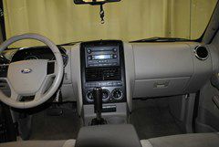 Ford Explorer 2006 photo 2