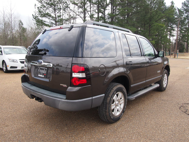 Ford Explorer 2006 photo 5