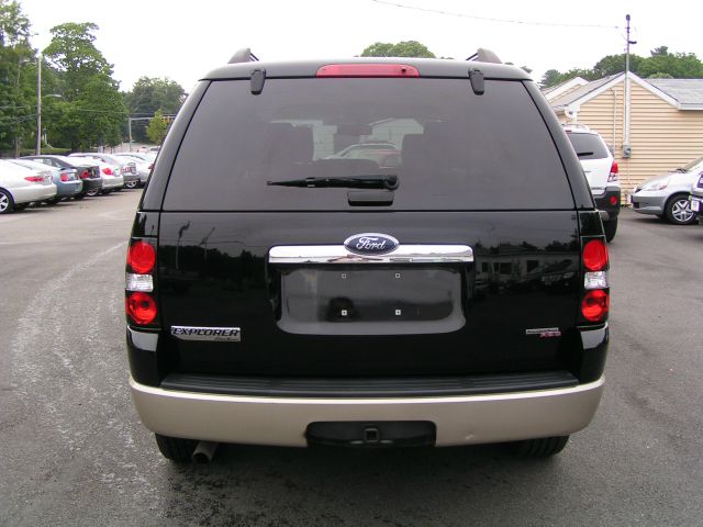 Ford Explorer 2006 photo 2