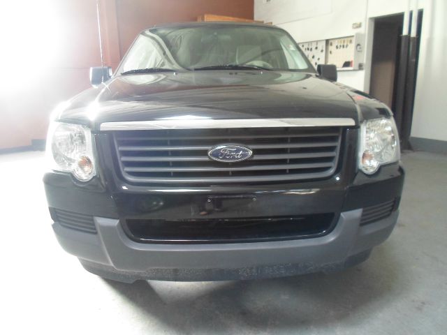 Ford Explorer LT CREW 25 SUV