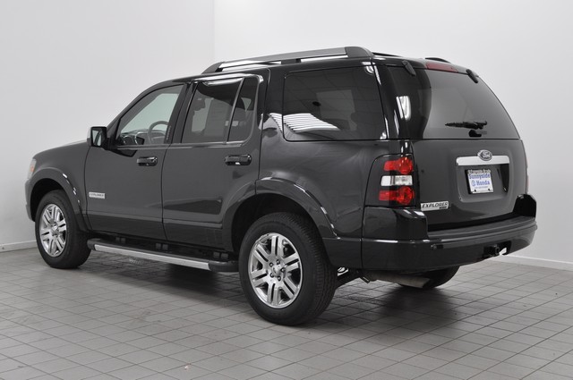 Ford Explorer 2006 photo 1