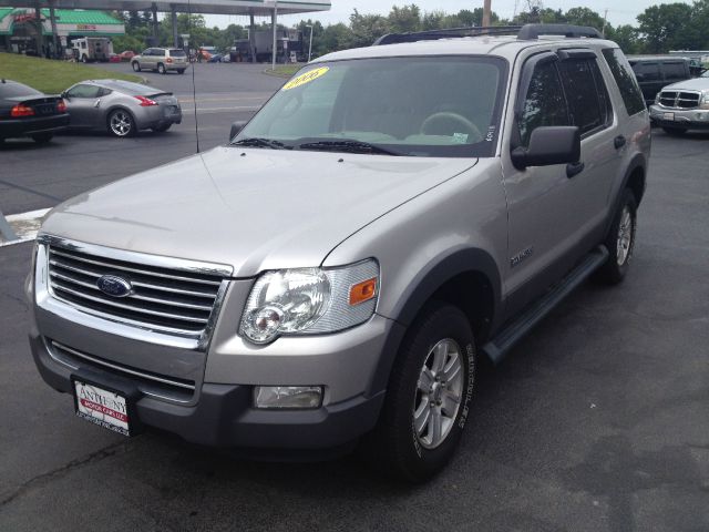 Ford Explorer 2006 photo 12