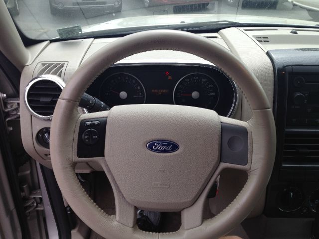Ford Explorer 2006 photo 6