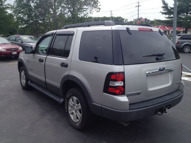 Ford Explorer 2006 photo 9