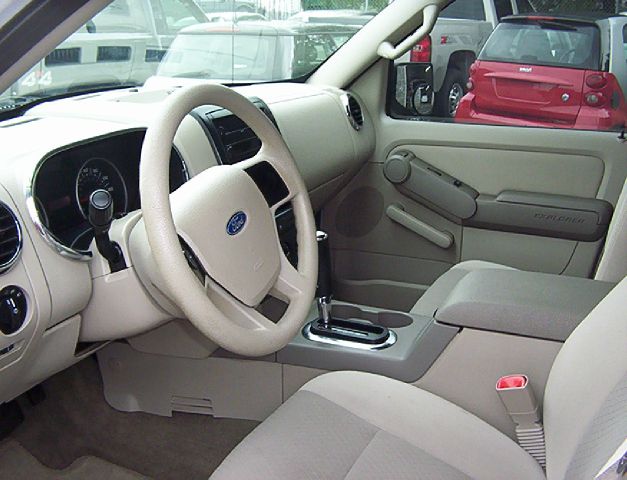 Ford Explorer 2006 photo 4