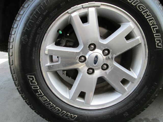 Ford Explorer 2007 photo 1