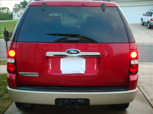 Ford Explorer 2007 photo 1