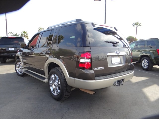 Ford Explorer 2007 photo 1