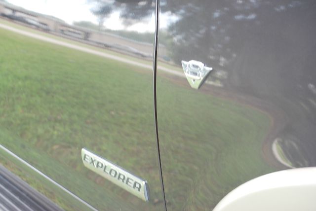 Ford Explorer 2007 photo 21