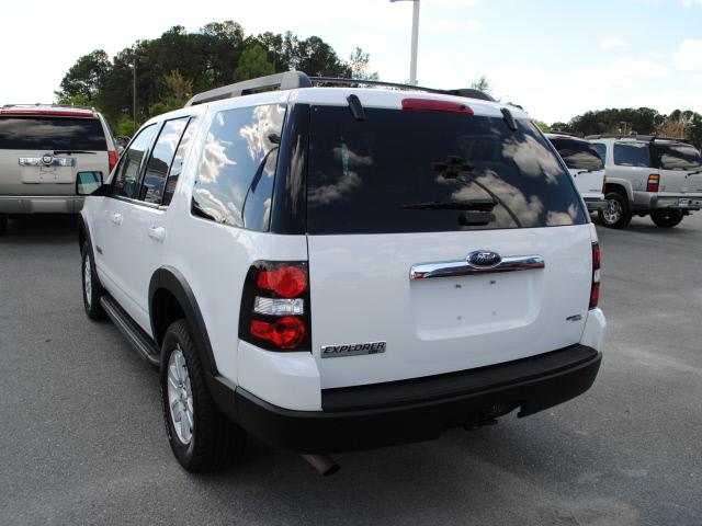 Ford Explorer 2007 photo 1