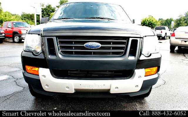 Ford Explorer ESi SUV