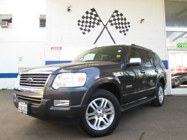 Ford Explorer Supercab XLT 4WD SUV