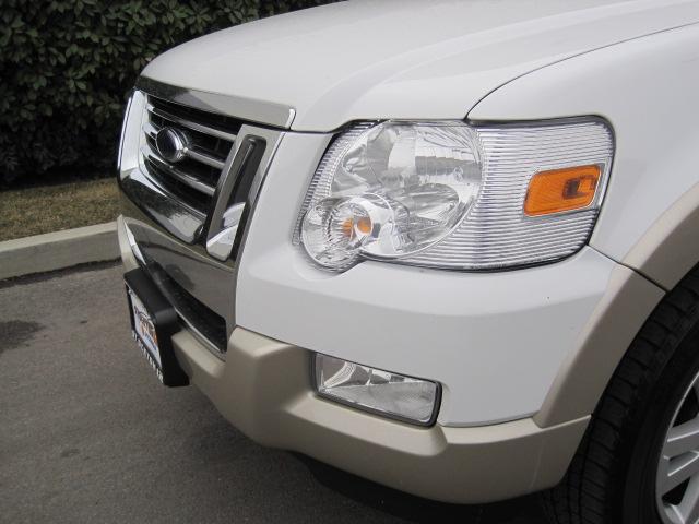 Ford Explorer 2007 photo 2