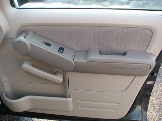 Ford Explorer 2007 photo 2