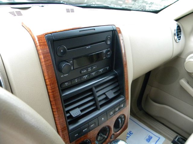Ford Explorer 2007 photo 7