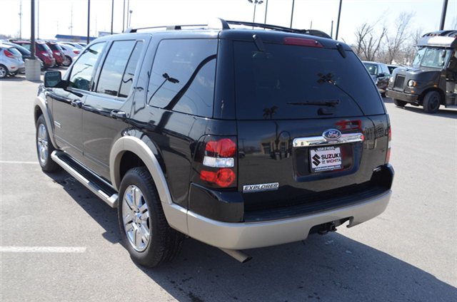 Ford Explorer 2007 photo 1