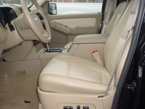 Ford Explorer 2008 photo 2