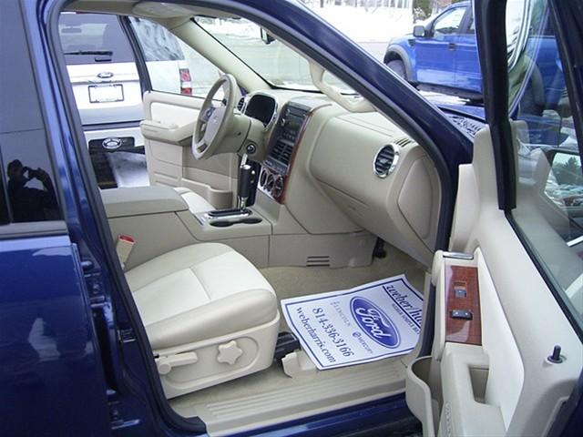 Ford Explorer 2008 photo 4