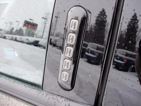 Ford Explorer 2008 photo 1