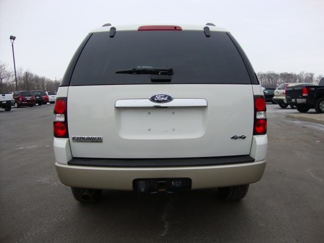 Ford Explorer 2008 photo 3