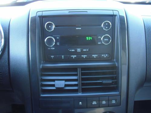 Ford Explorer 2008 photo 1