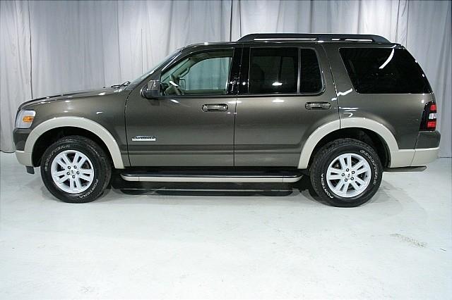 Ford Explorer 2008 photo 3