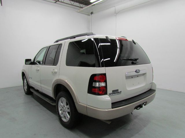 Ford Explorer 2008 photo 3