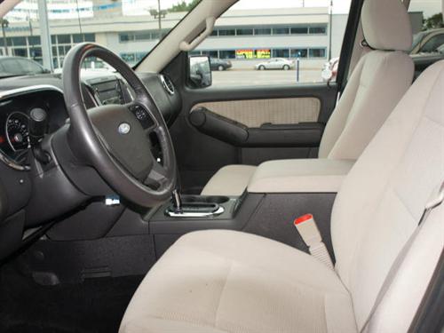 Ford Explorer 2008 photo 2