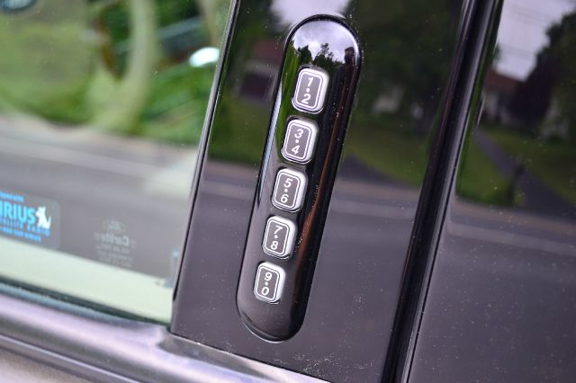 Ford Explorer 2008 photo 10