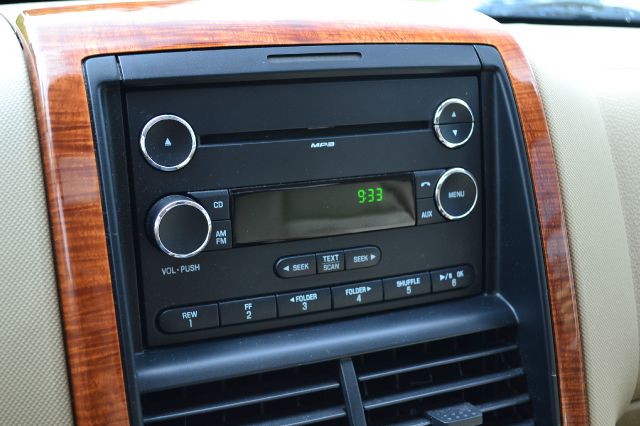 Ford Explorer 2008 photo 11