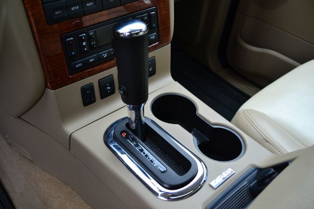 Ford Explorer 2008 photo 22