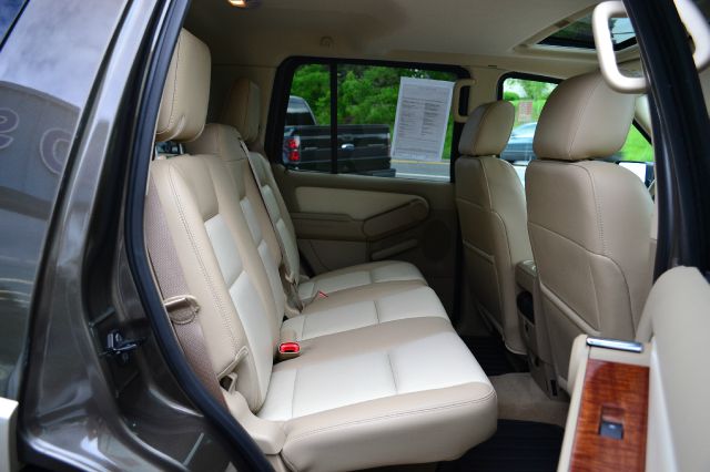 Ford Explorer 2008 photo 31