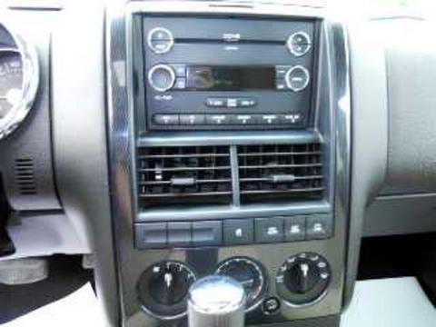 Ford Explorer 2008 photo 1