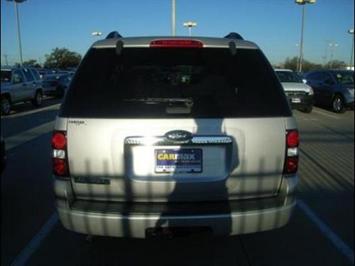 Ford Explorer 2008 photo 2