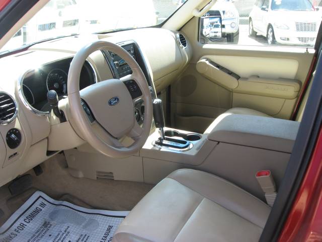 Ford Explorer 2008 photo 4
