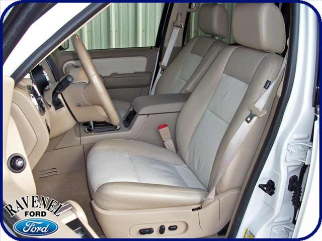 Ford Explorer 2008 photo 2