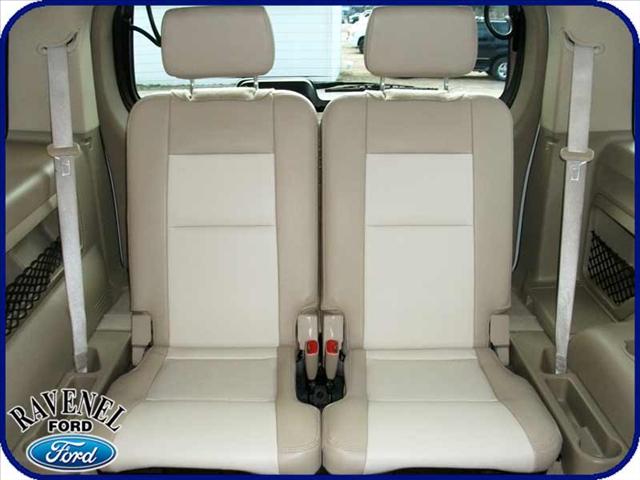 Ford Explorer 2008 photo 4