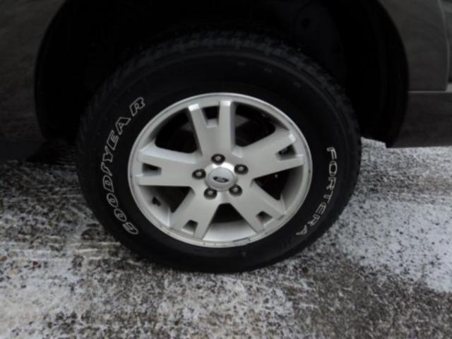 Ford Explorer 2008 photo 4