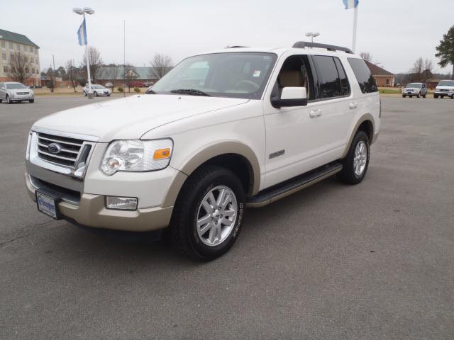 Ford Explorer 2008 photo 1