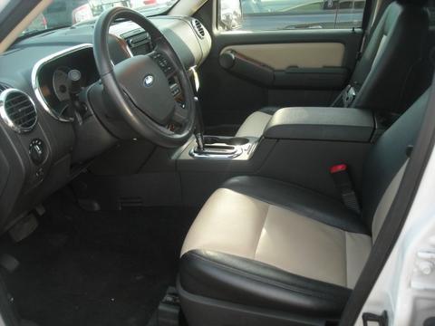 Ford Explorer 2008 photo 1