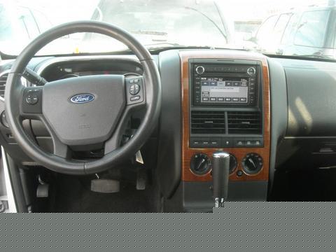 Ford Explorer 2008 photo 4