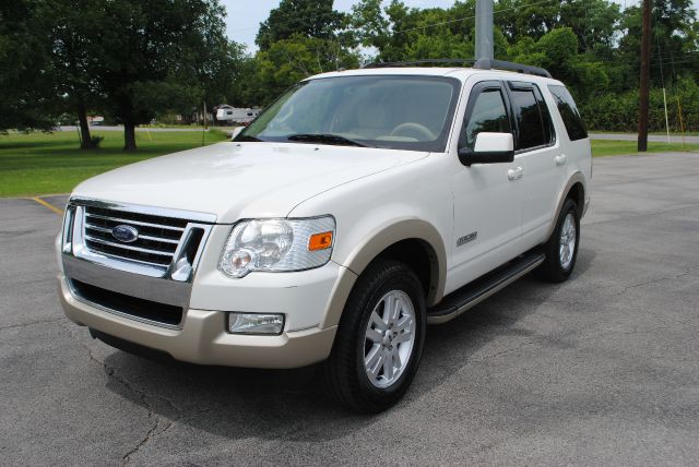Ford Explorer 2008 photo 1