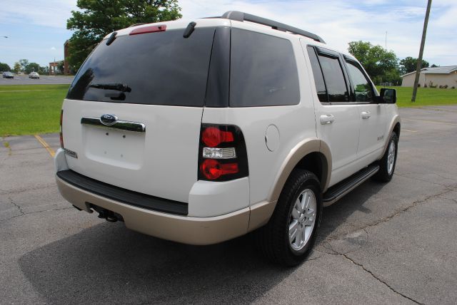 Ford Explorer 2008 photo 2