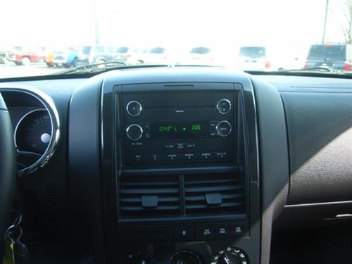Ford Explorer 2008 photo 1