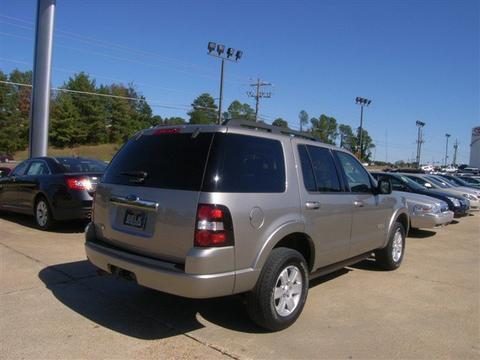 Ford Explorer 2008 photo 1