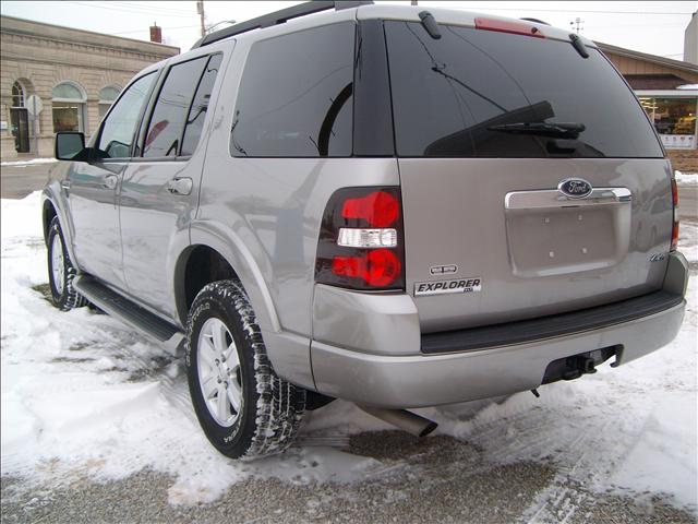 Ford Explorer 2008 photo 2
